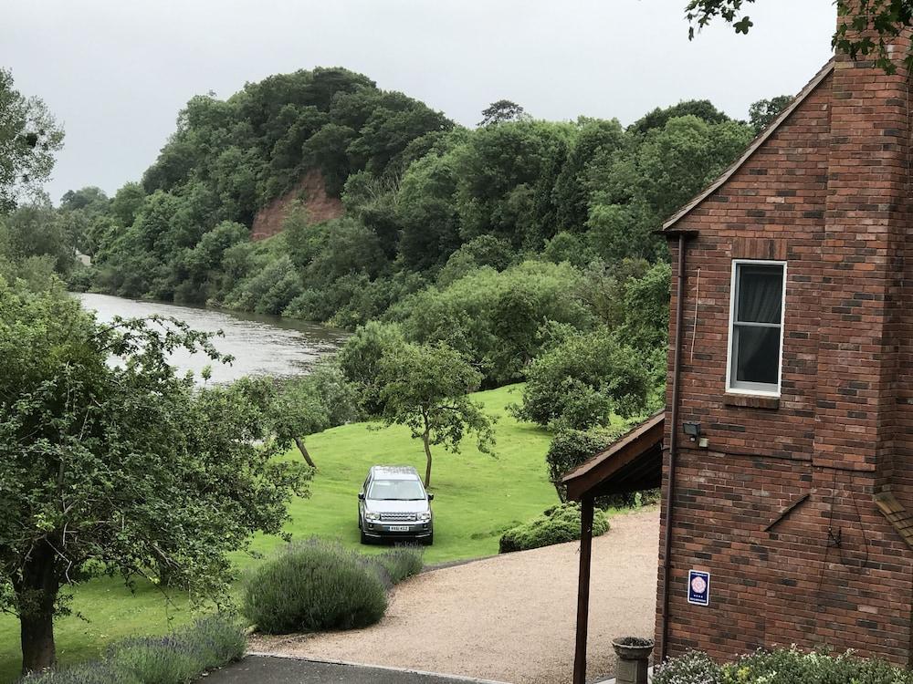 Severnside Bed & Breakfast Great Malvern Dış mekan fotoğraf
